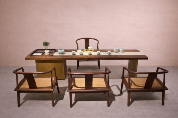 Laja Dining Set
